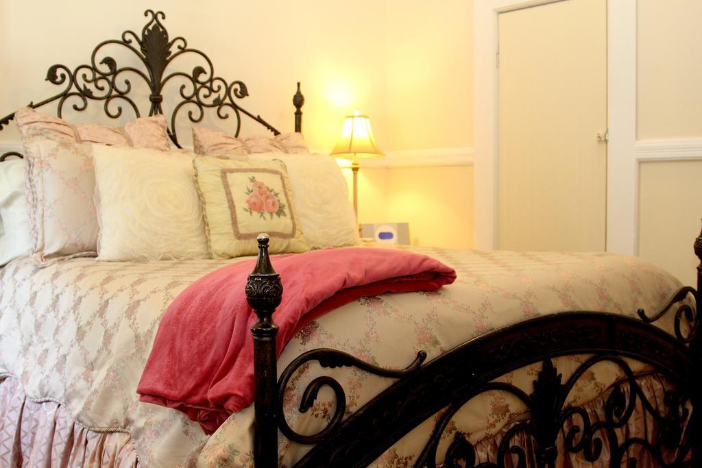 Monarch Cove Inn Capitola Rom bilde